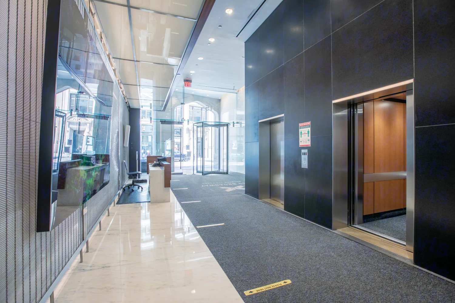 915 Broadway Office interior