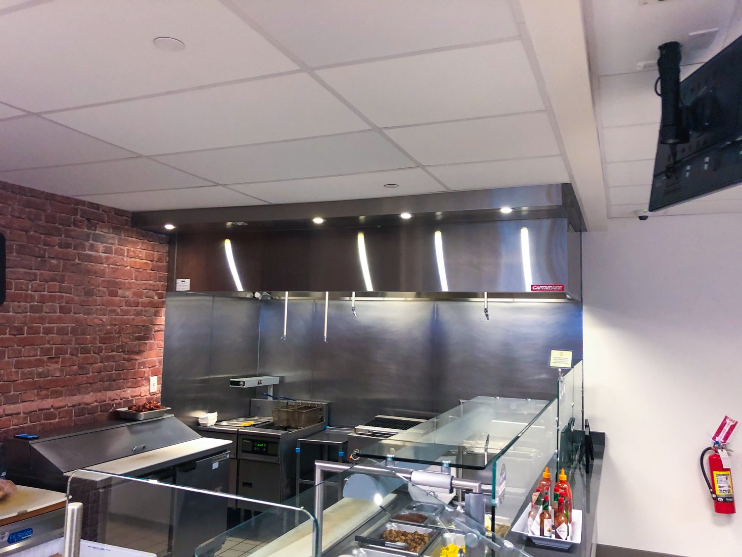 Verizon Kitchen Exhaust, view 2