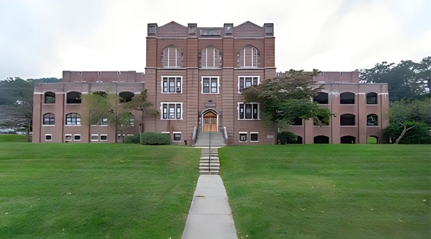 USACE Building 692 Annex, view 1