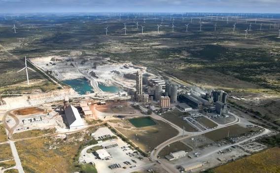 Buzzi Unicem Cement Facility, view 1