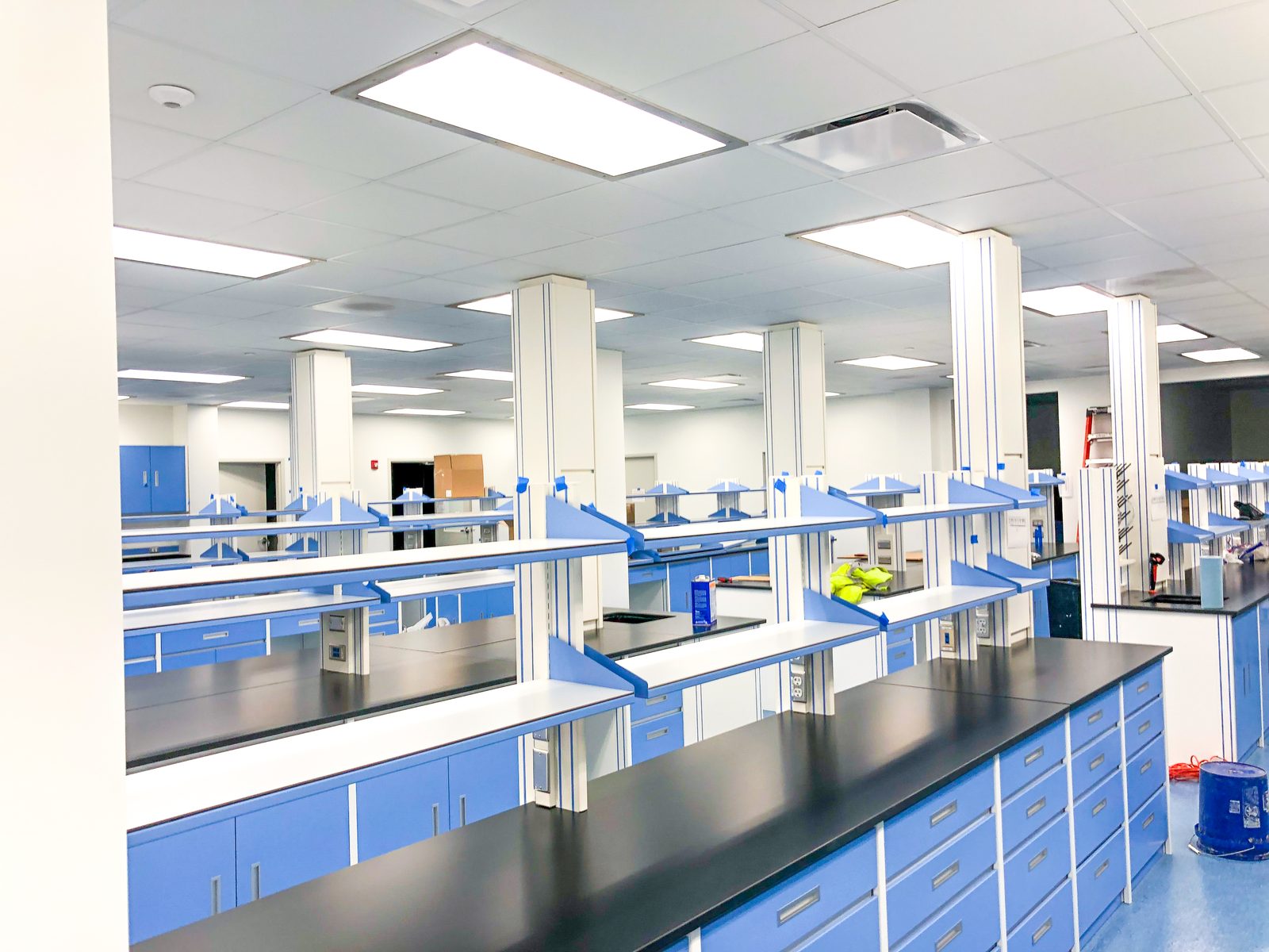 Confidential pharmaceutical quality control laboratory expansion