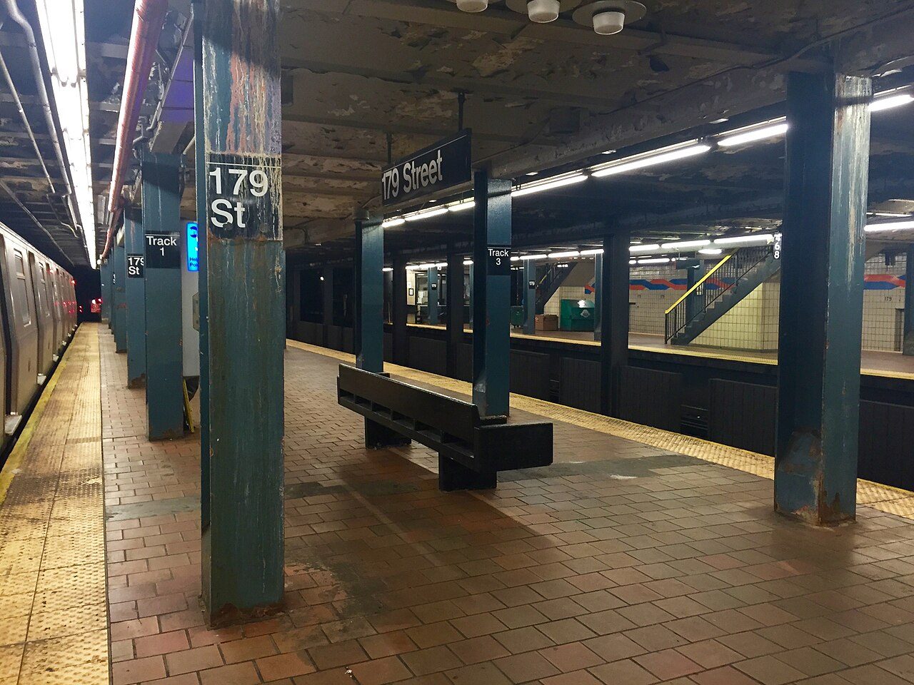MTA Queens Elevator Upgrades interior